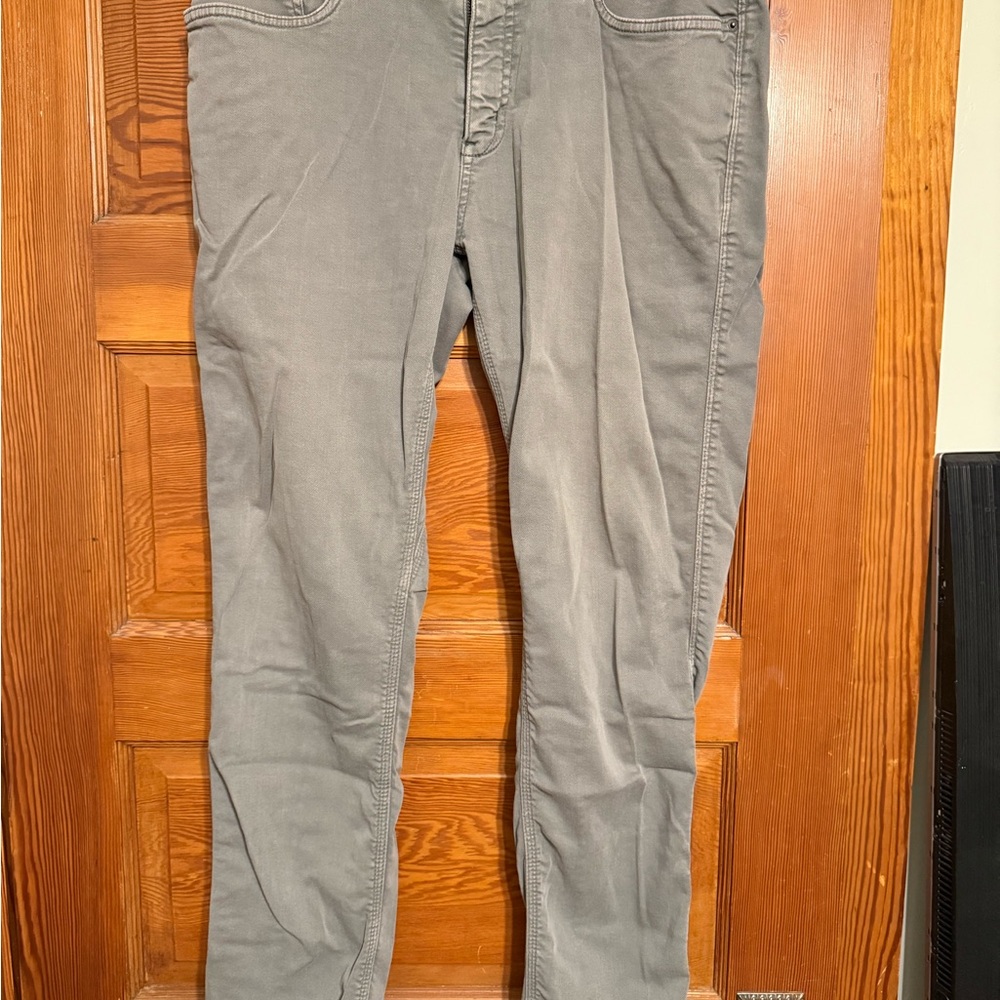 Men's DU/ER 34/32 N2X Slim Fit Putty Grey jeans pants